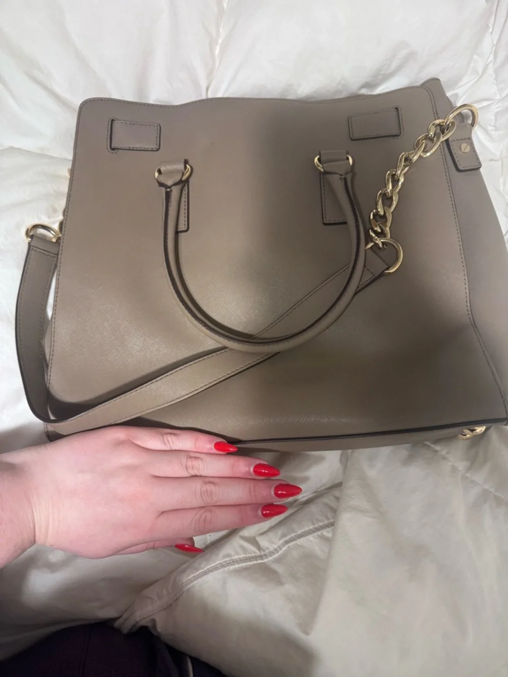 Michael Kors Taupe Leather Saffiano Tote with Gold Hardware and Matching Wallet - Picture 7 of 16